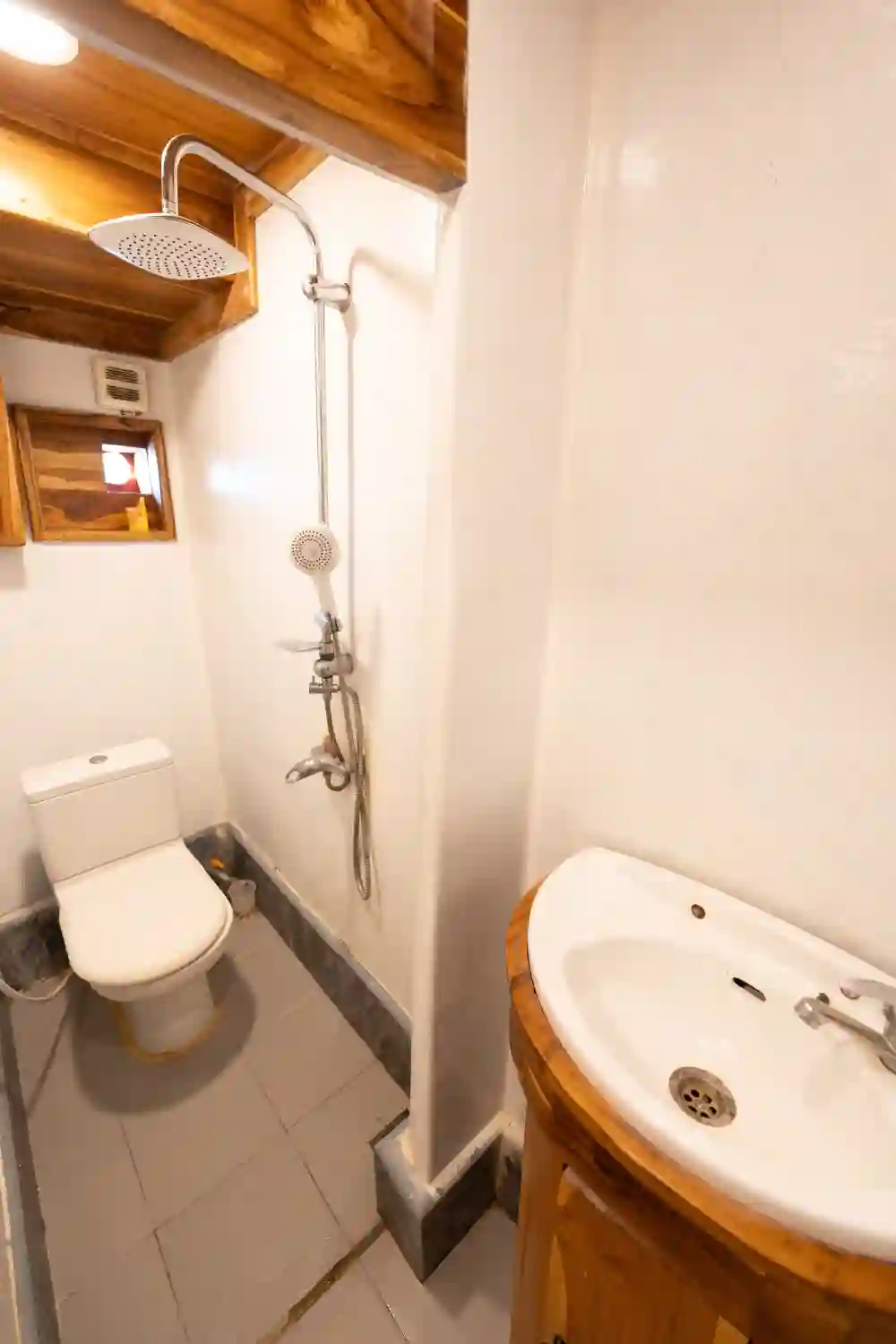 Gili Room 4