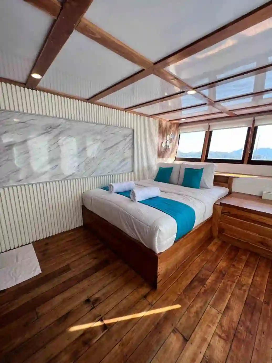 Ikan Cabin Bed Detail