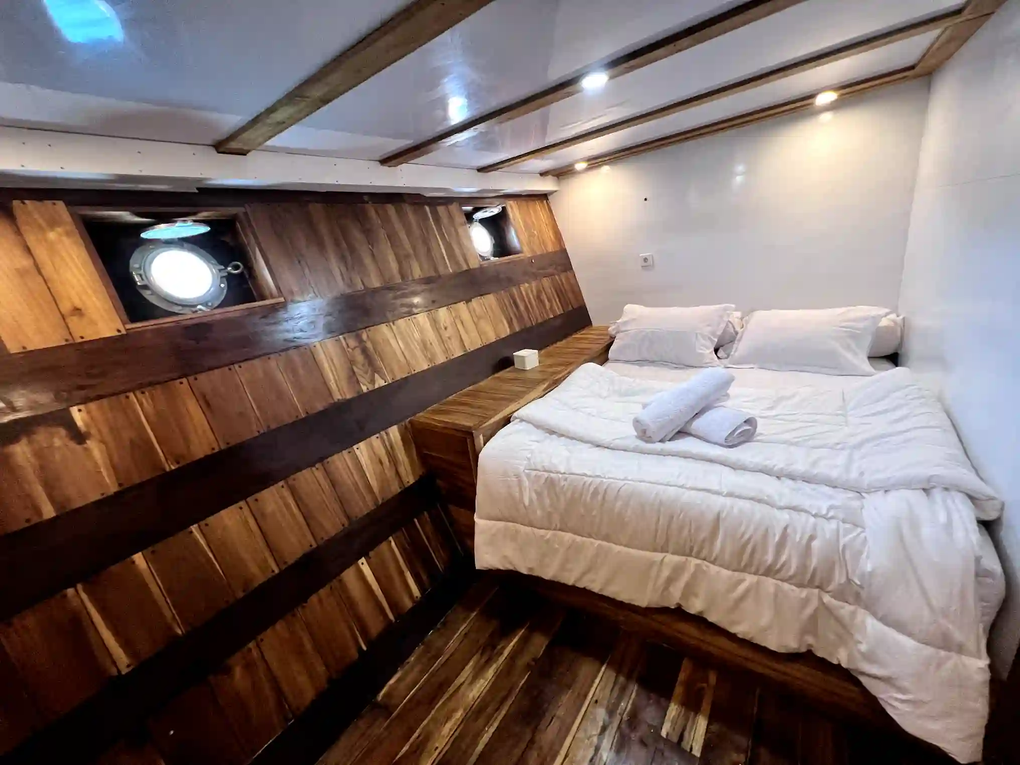 Penyu Cabin Room 2