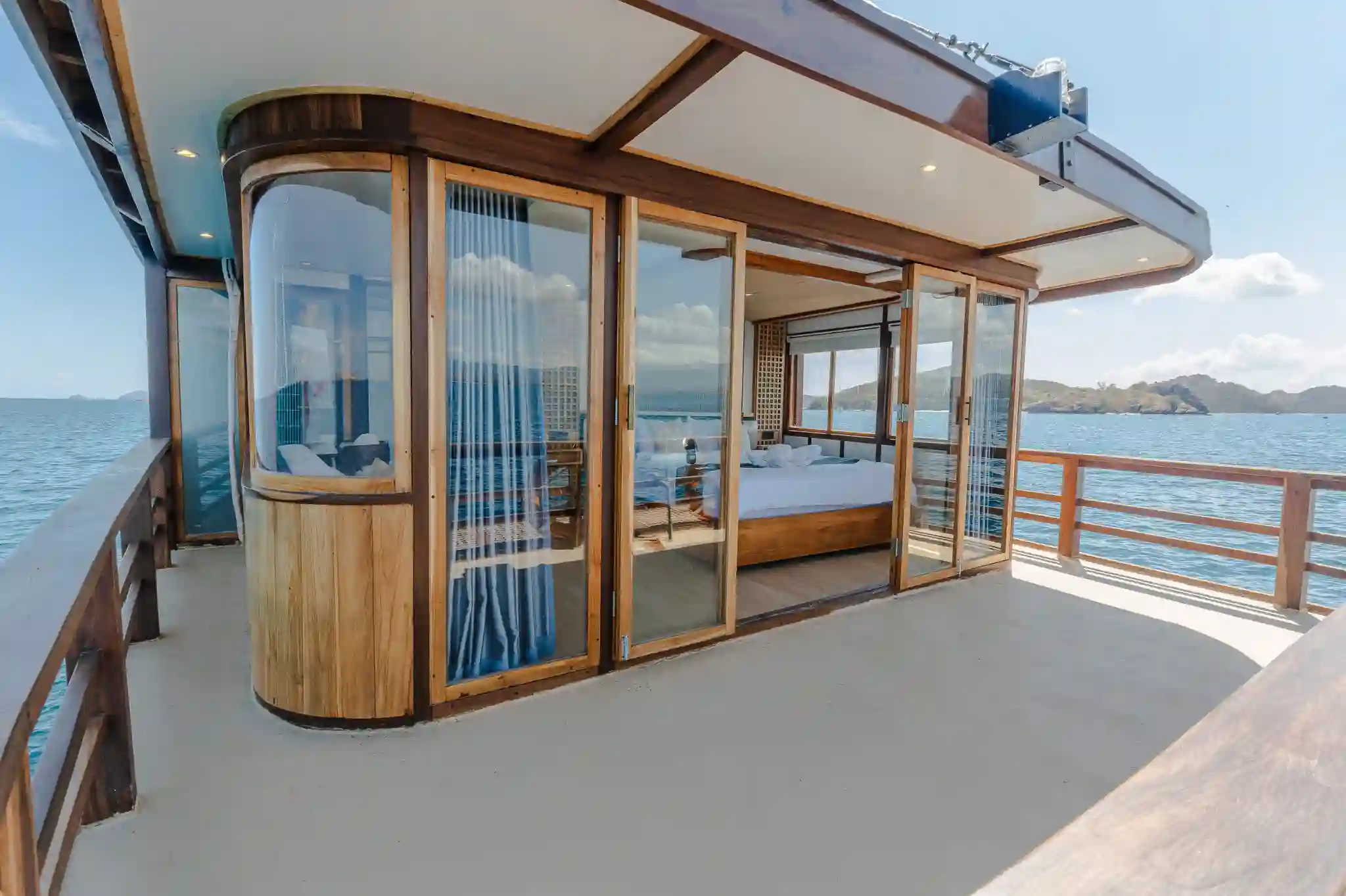 Royal Cabin