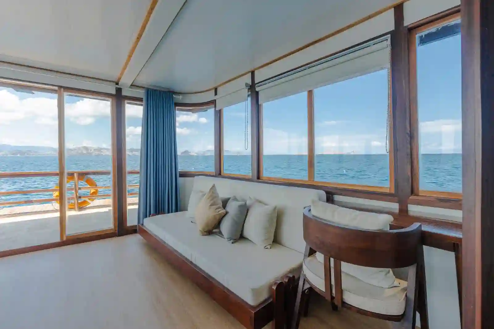 Royal Cabin