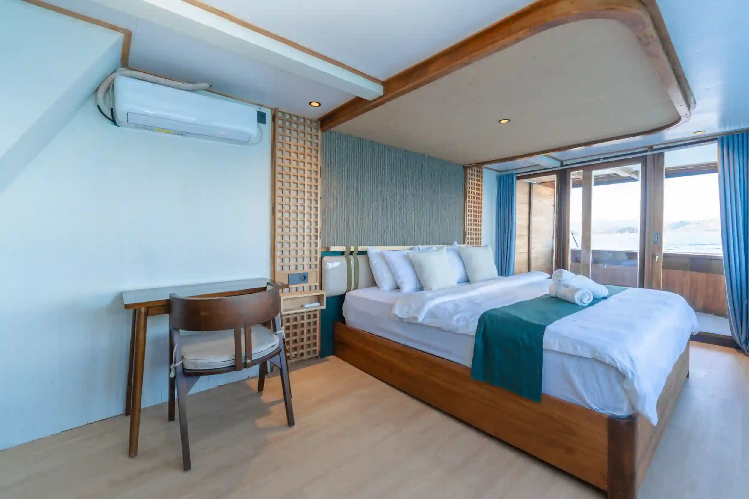Signature Cabin