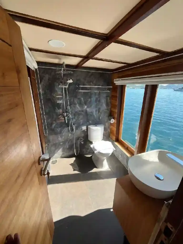 Raffles-Cruise-Malacca-1-Room-3.webp
