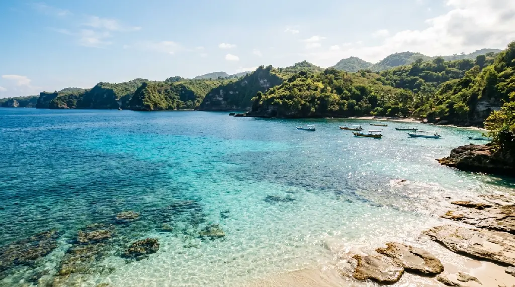 AI Generated Wall Bay Area Scenery - Nusa Penida_Lembongan.webp