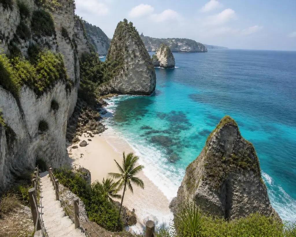 Diamond Beach Real Camera Look.webp