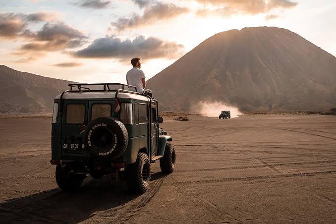 Java Heritage & Volcanic Wonders: Jogja, Bromo & Ijen 5D4N Epic
